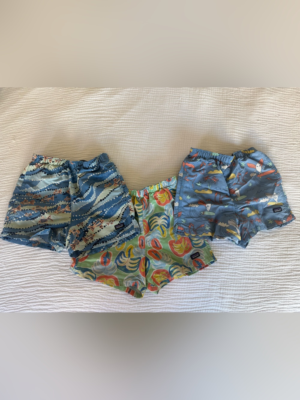 Boys Patagonia baggies- Multicolor